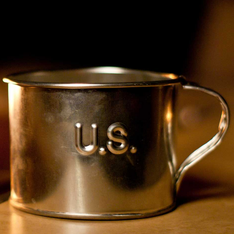 Classic Tin Cup (francobollo USA) 