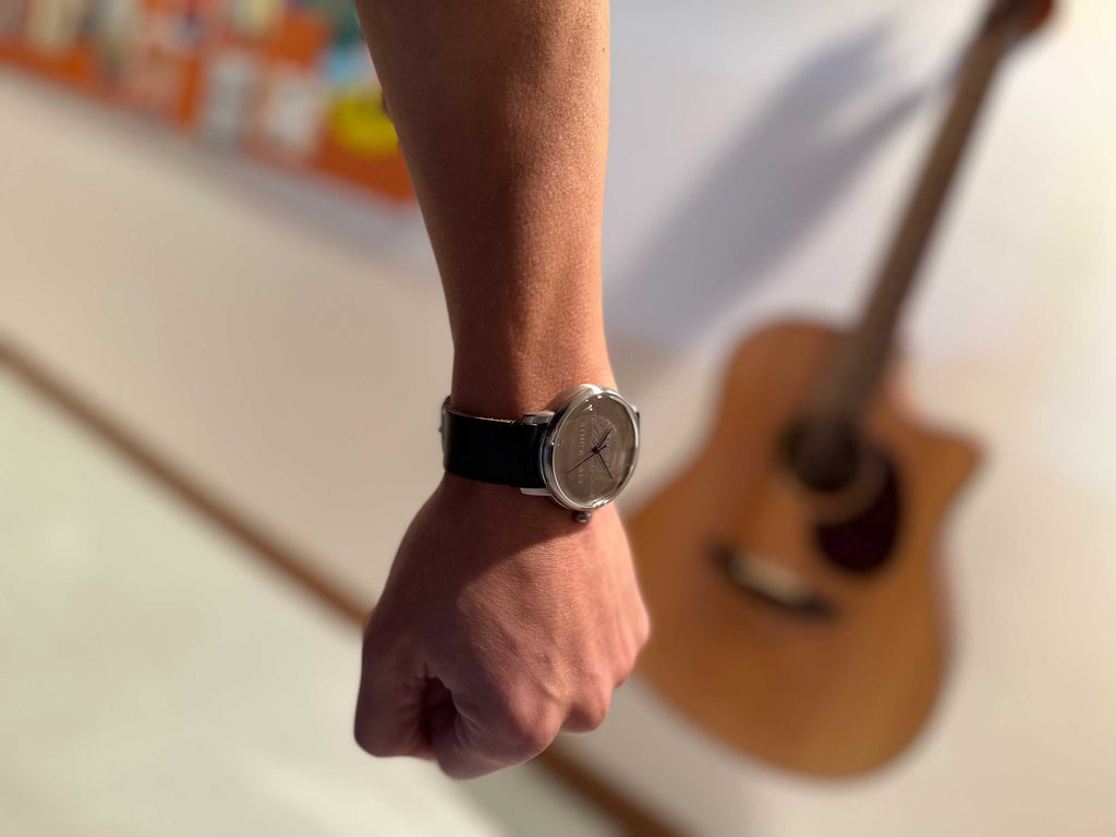 Reloj de lujo personalizado Right on Time™ de 41 mm | Esfera de plata de ley.